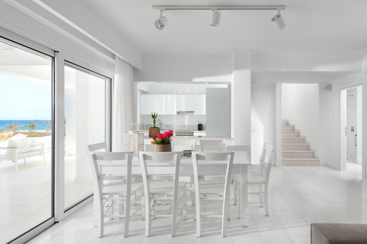 Maria & Nada Beachfront Villas โคลิมเบีย ภายนอก รูปภาพ