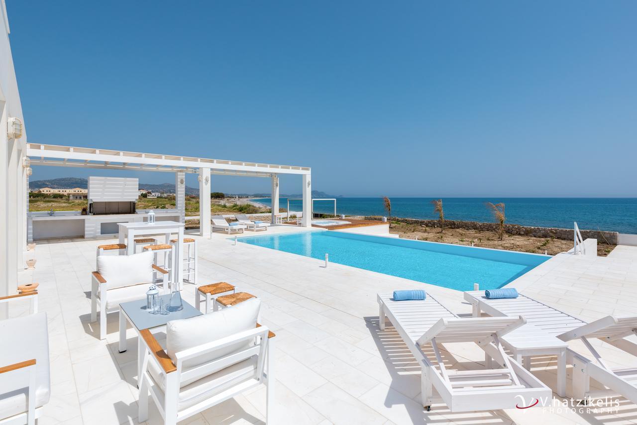 Maria & Nada Beachfront Villas โคลิมเบีย ภายนอก รูปภาพ