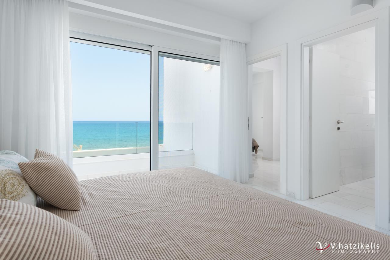Maria & Nada Beachfront Villas โคลิมเบีย ภายนอก รูปภาพ