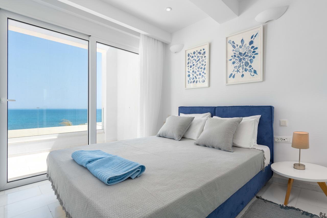 Maria & Nada Beachfront Villas โคลิมเบีย ภายนอก รูปภาพ
